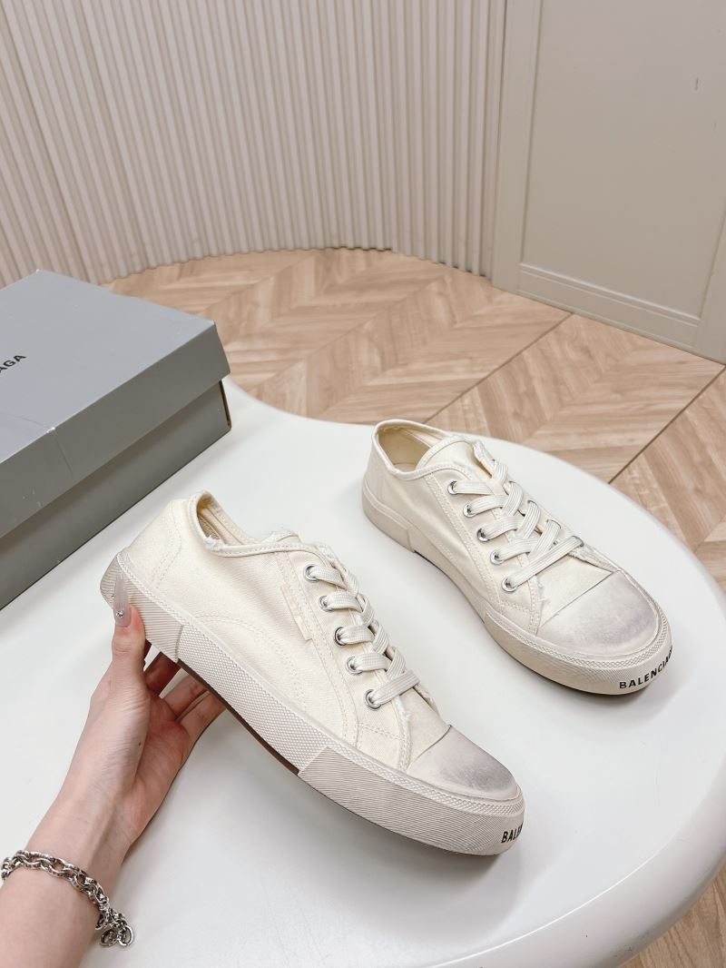 Balenciaga Low Shoes